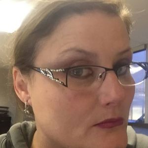 Meet your Posher, Debra